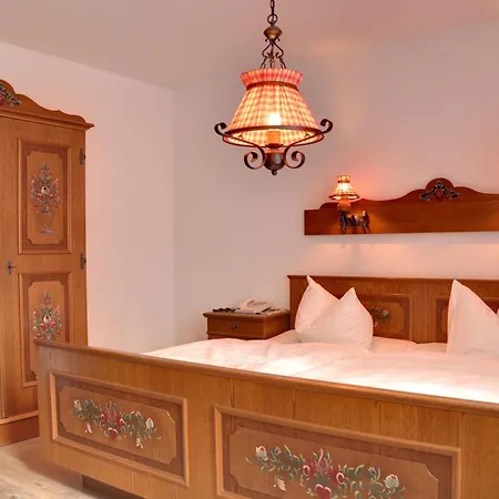 Schwalenberger Malkasten 3*