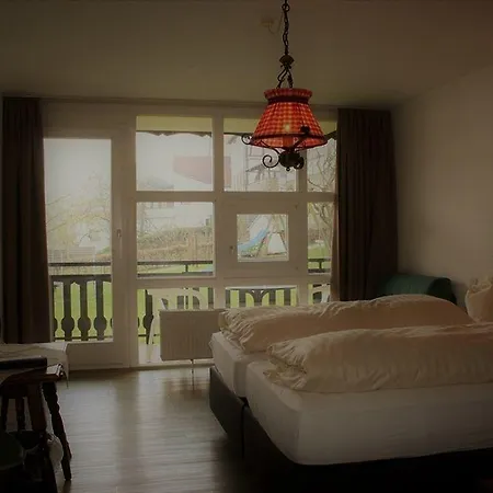 Szálloda Schwalenberger Malkasten 3*