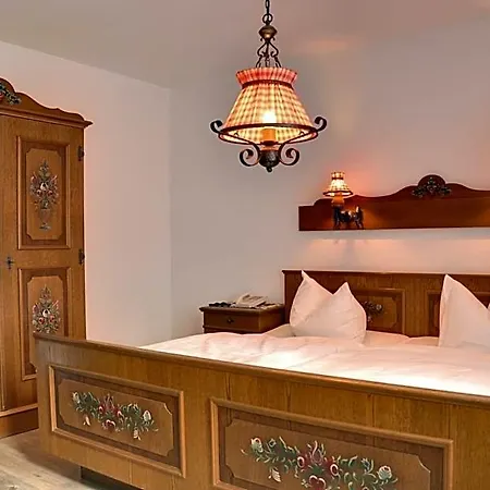 Schwalenberger Malkasten Hotel 3*