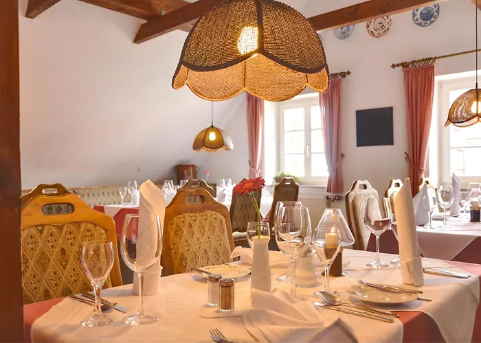 Hotel Schwalenberger Malkasten 3*