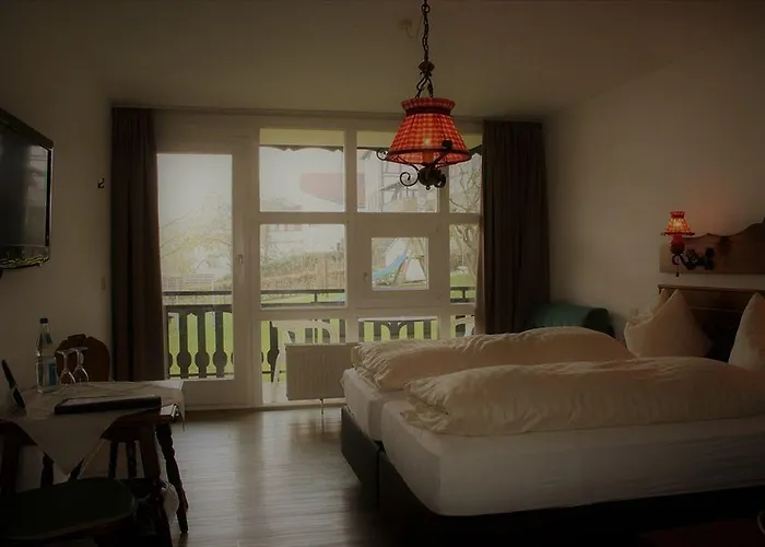 酒店 施瓦伦贝尔马卡斯顿酒店 3*