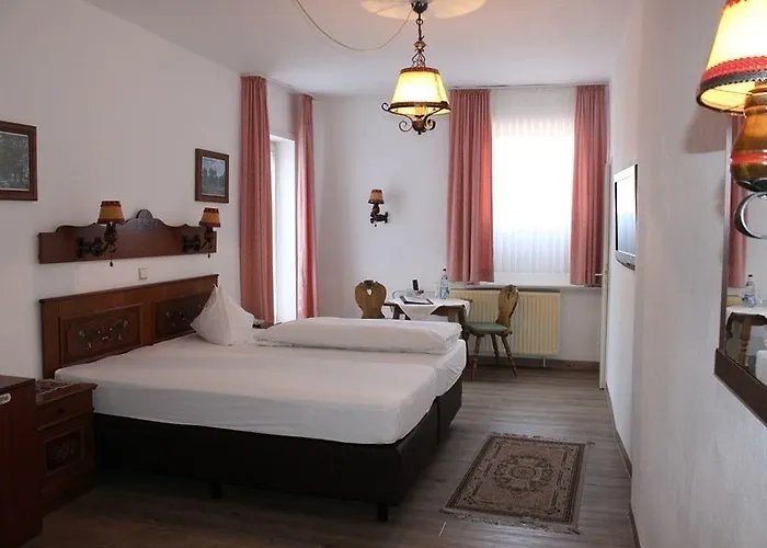 Schwalenberger Malkasten Hotel 3*